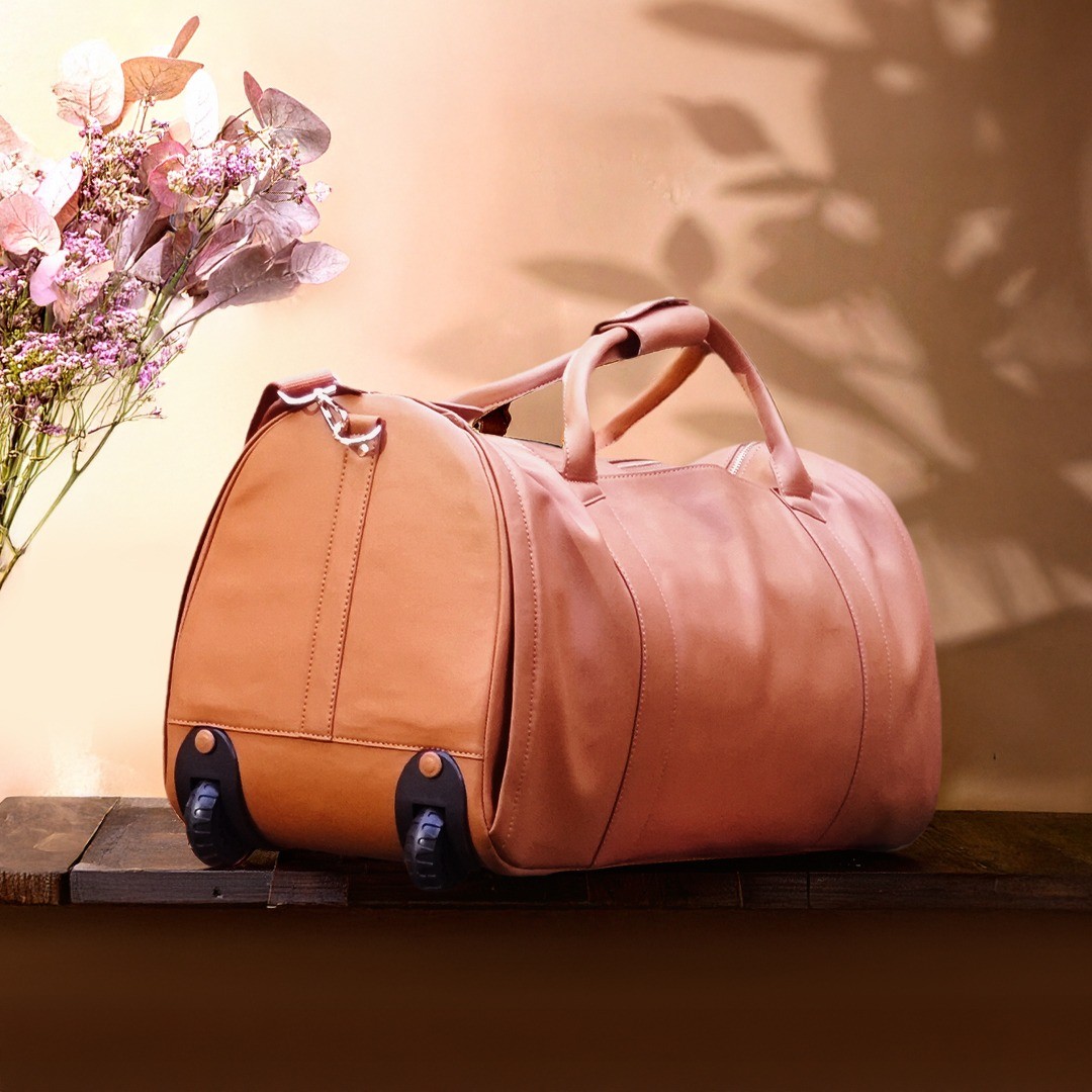 Wanderer Weekend Duffel — Cognac